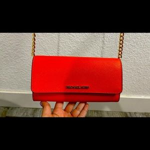 MICHAEL MICHAEL KORS
Logo Chain Wallet